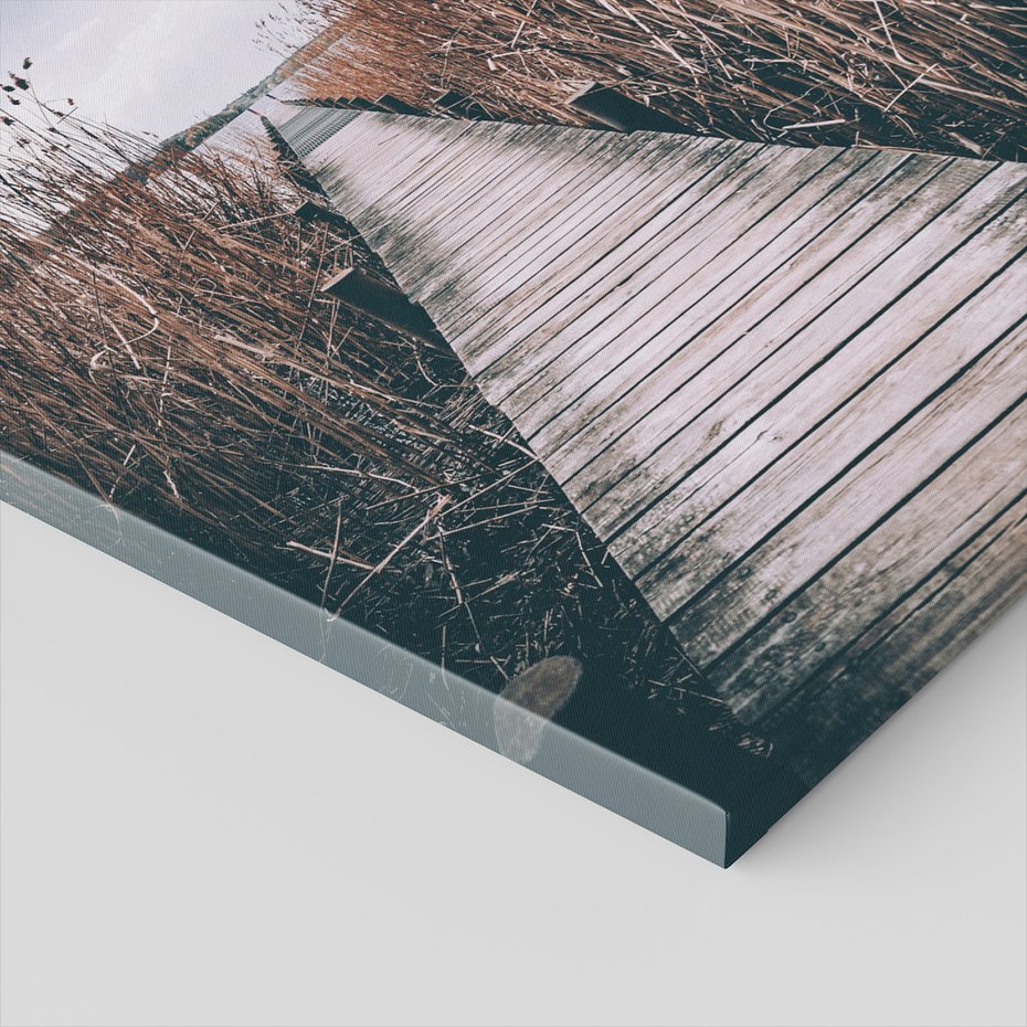 Obraz na płótnie - pomost, trzciny, woda