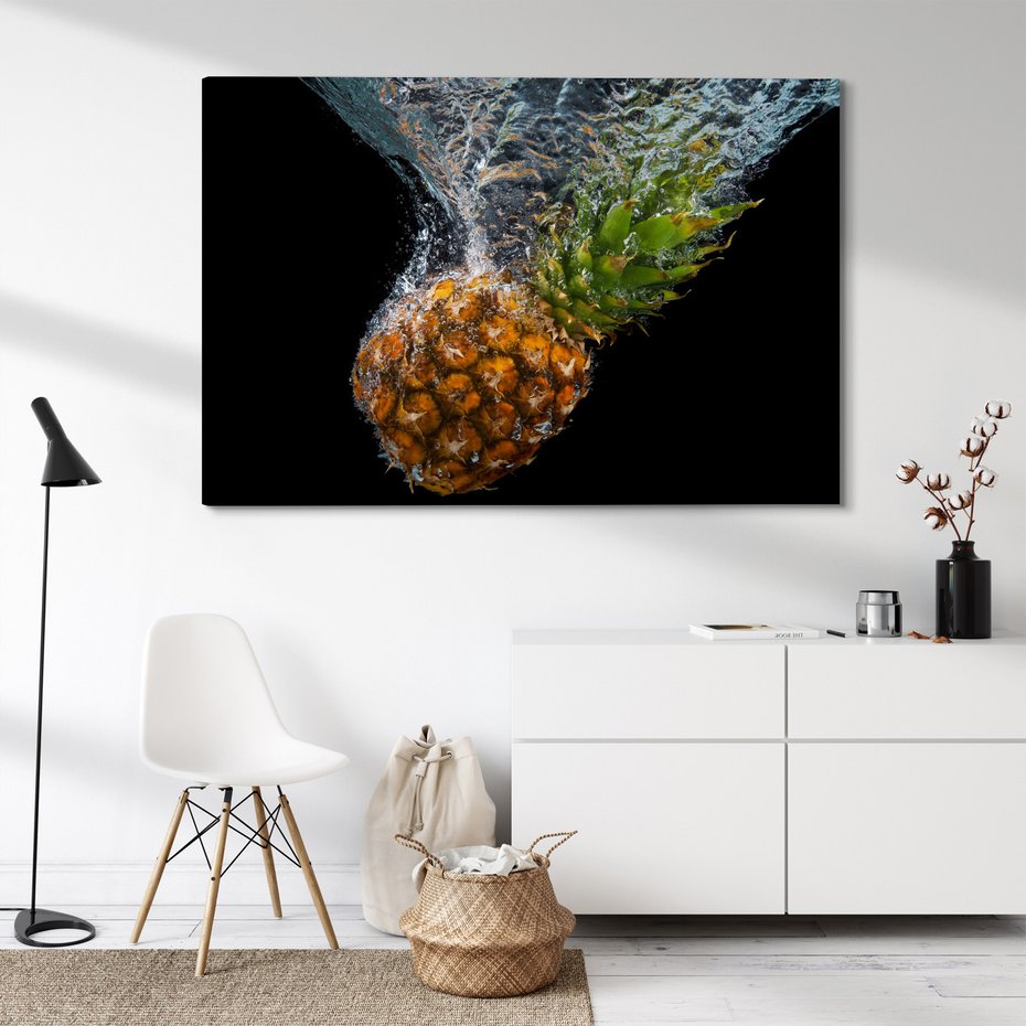 Obraz na płótnie - ananas, woda, owoce