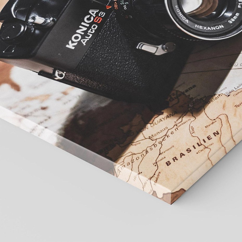 Obraz na płótnie - aparat, mapa, podróż