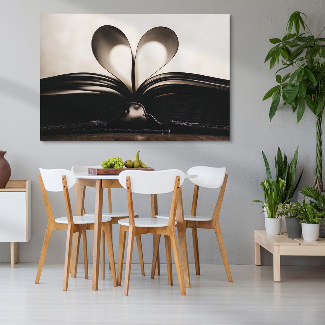 Obraz na płótnie - książka, serce, miłość