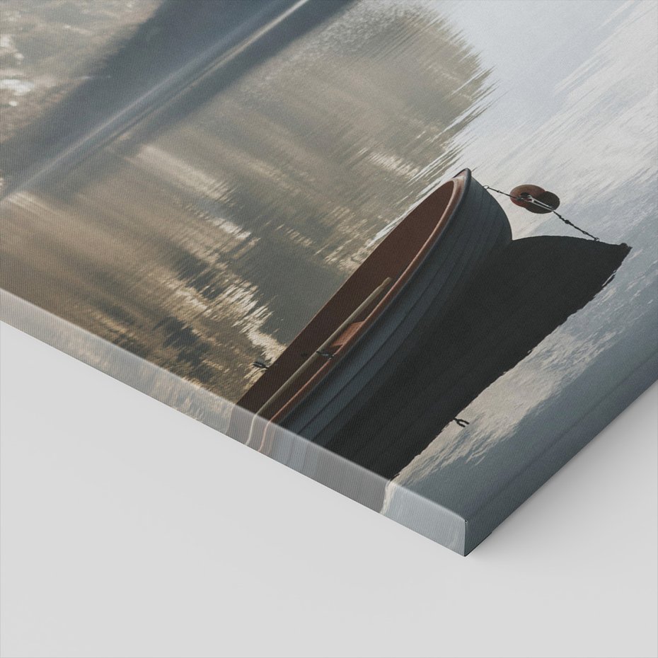 Obraz na płótnie - jezioro, góry, łódka