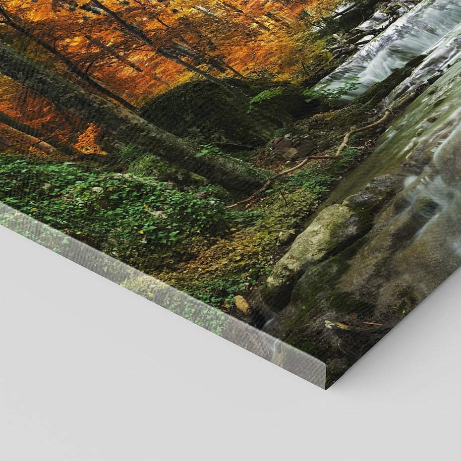 Obraz na płótnie - jesień, wodospad, las