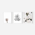 Zestaw obrazy w ramie, plakaty - kwiaty, napisy, protea - rama biała