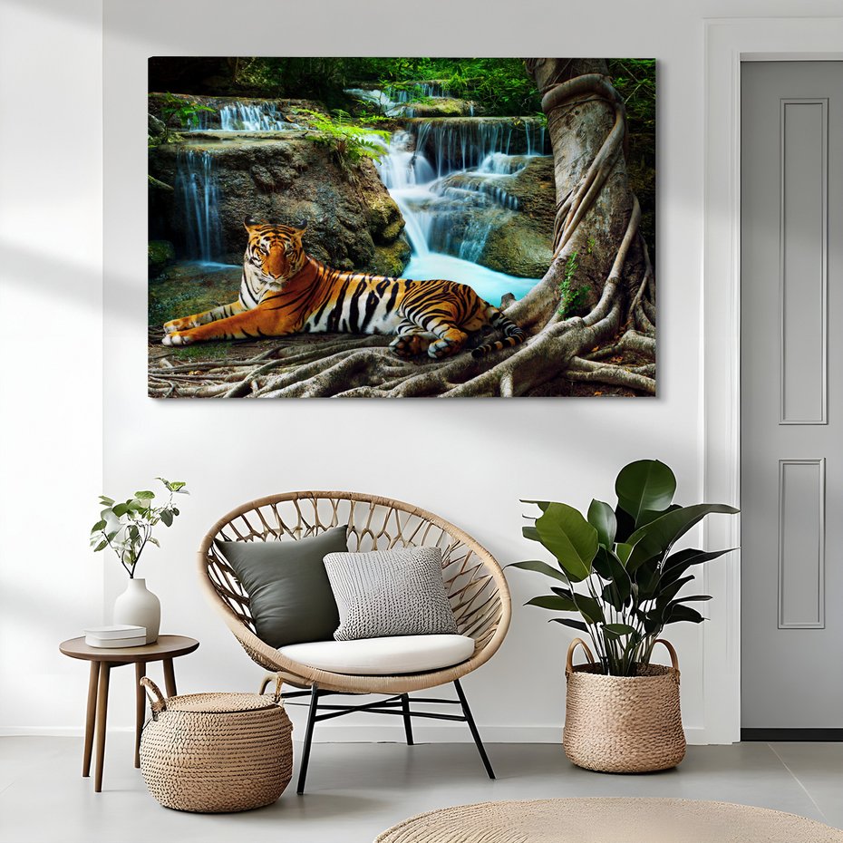 Obraz na płótnie - tygrys, wodospad, dżungla