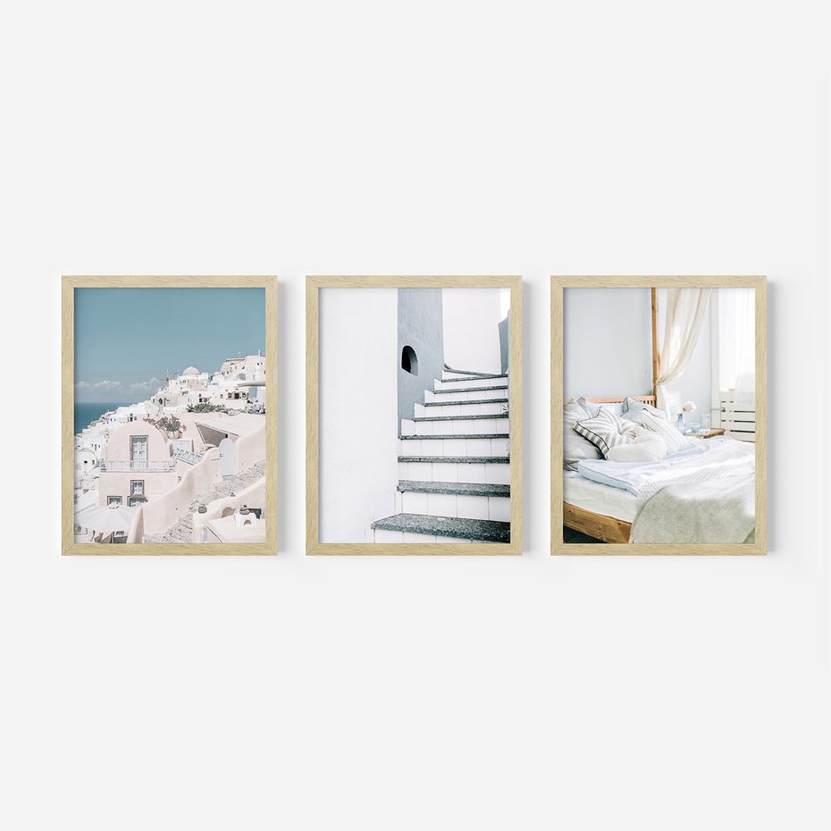 Zestaw obrazy w ramie, plakaty - budynki,schody,łóżko - rama drewno