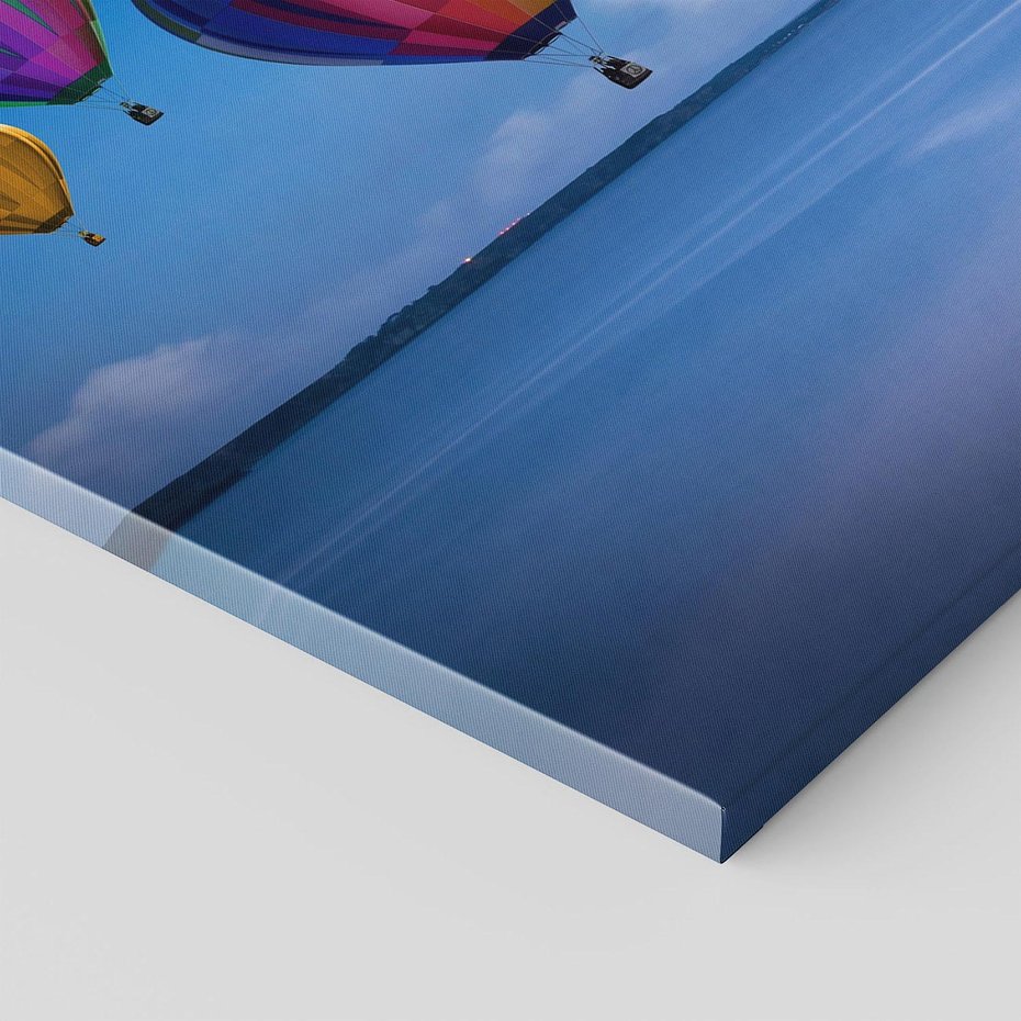 Obraz na płótnie - balony, latarnia, morze