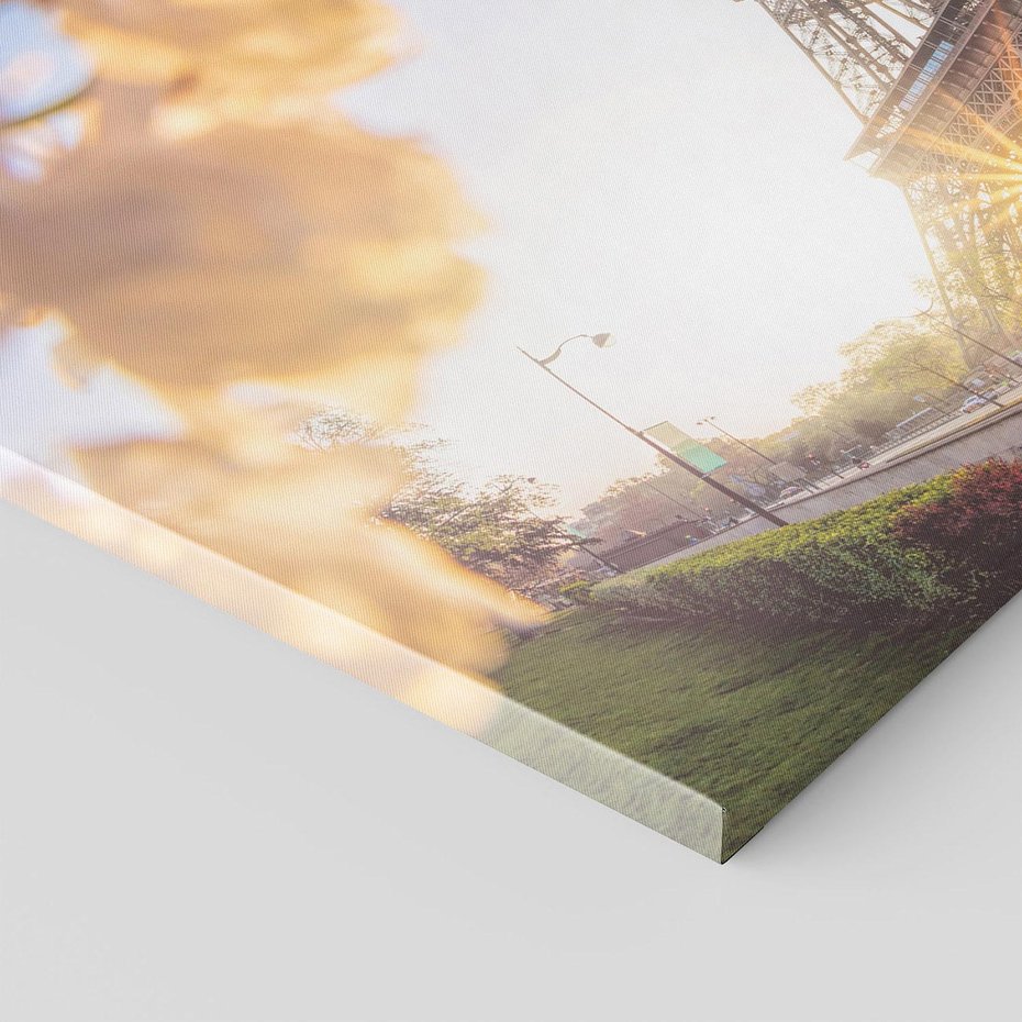 Obraz na płótnie - Wieża Eiffla, Paryż, kwiaty