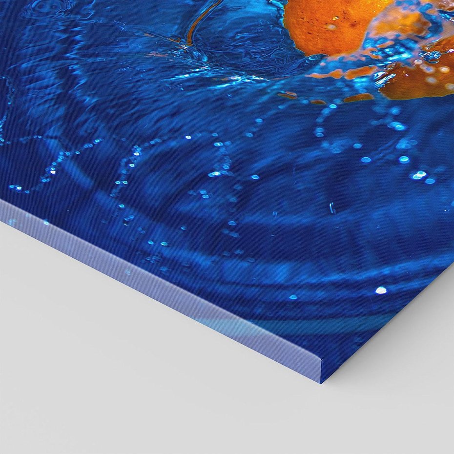 Obraz na płótnie - pomarańcza, woda, plusk