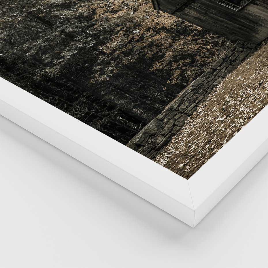 Zestaw obrazy w ramie, plakaty - drewno,domek,las - rama biała