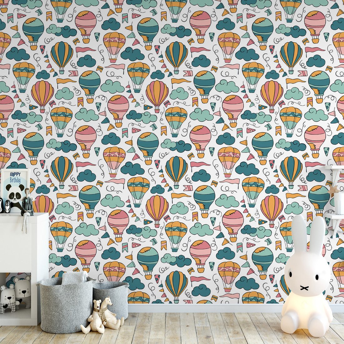 Tapeta - dziecięca, balony, chmury, flagi