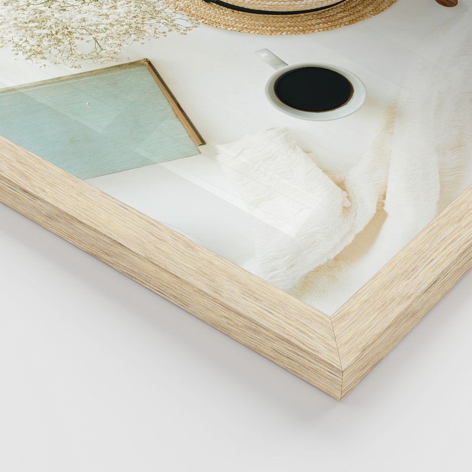 Zestaw obrazy w ramie, plakaty - książki, kapelusz, kwiaty - rama drewno