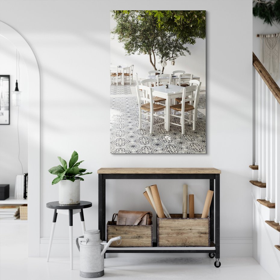 Obraz na płótnie - restauracja, drzewo, krzesła