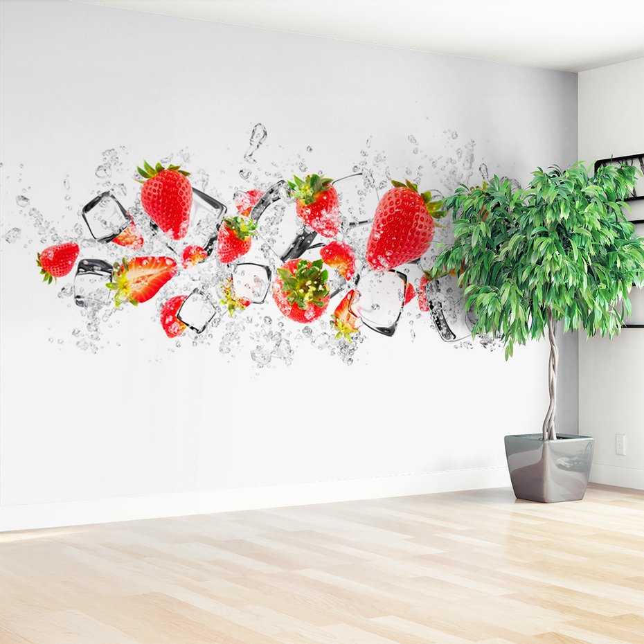 Fototapeta - truskawki, lód, woda