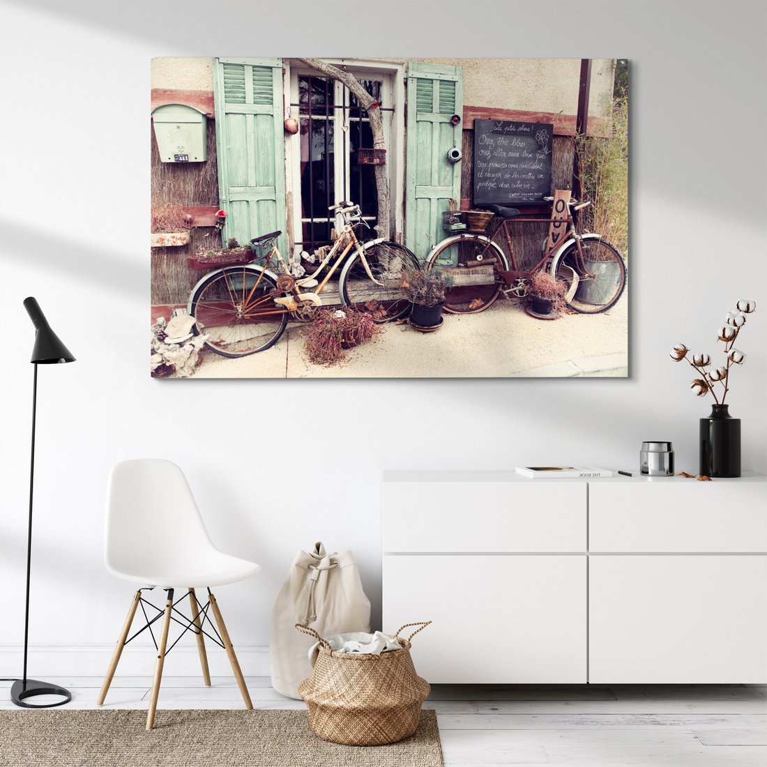 Obraz na płótnie - rowery, fasada, ulica