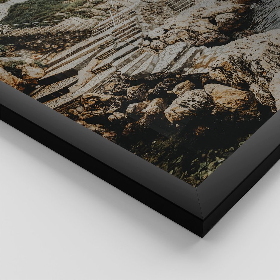 Zestaw obrazy w ramie, plakaty - miasto, port, morze - rama czarna