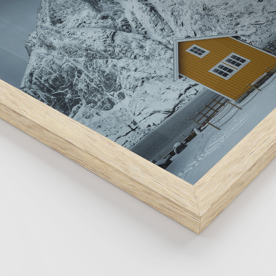 Zestaw obrazy w ramie, plakaty - góry, śnieg, domki - rama drewno