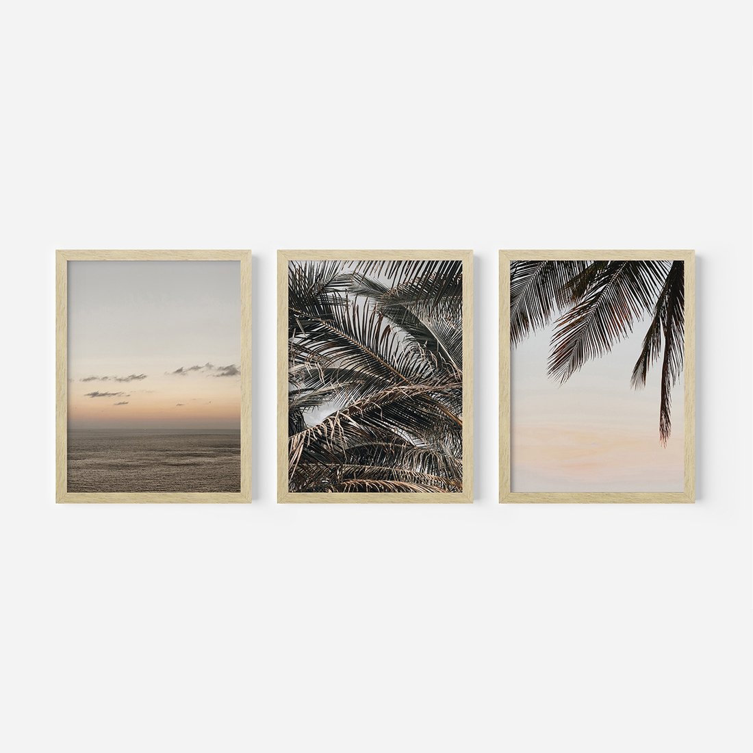 Zestaw obrazy w ramie, plakaty - palmy, ocean, liście - rama drewno