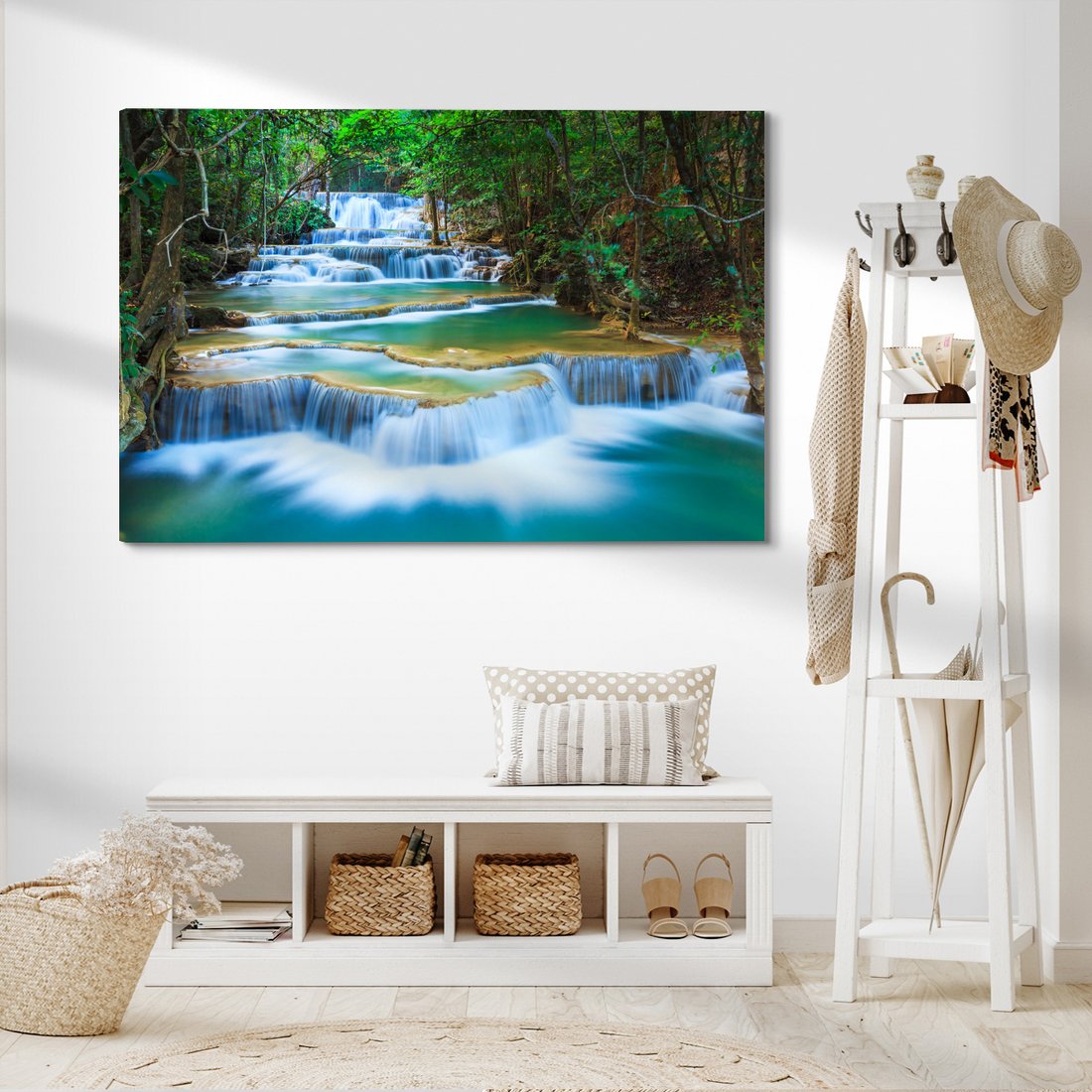 Obraz na płótnie - wodospad, las, natura
