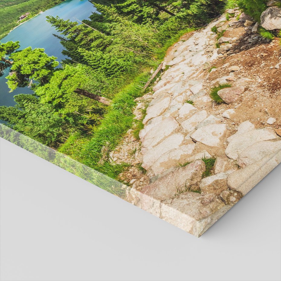 Obraz na płótnie - góry, jezioro, las