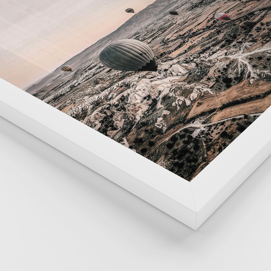 Zestaw obrazy w ramie, plakaty - balony, plaża, skały - rama biała