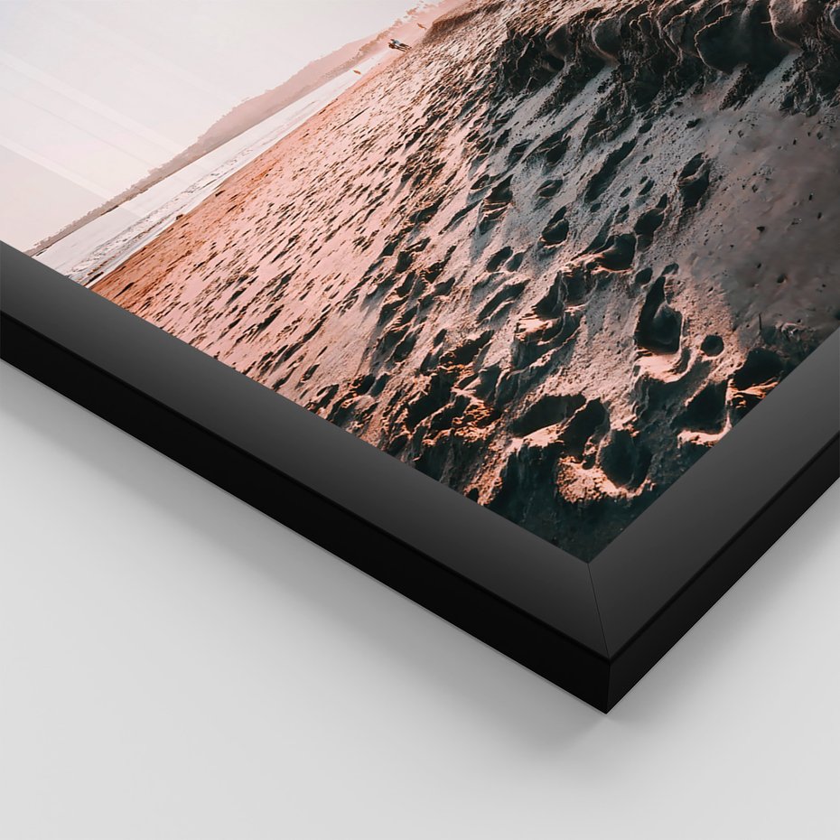 Zestaw obrazy w ramie, plakaty - plaża, palmy, budynek - rama czarna