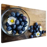 Obraz na płótnie - jagody, kwiaty, deser